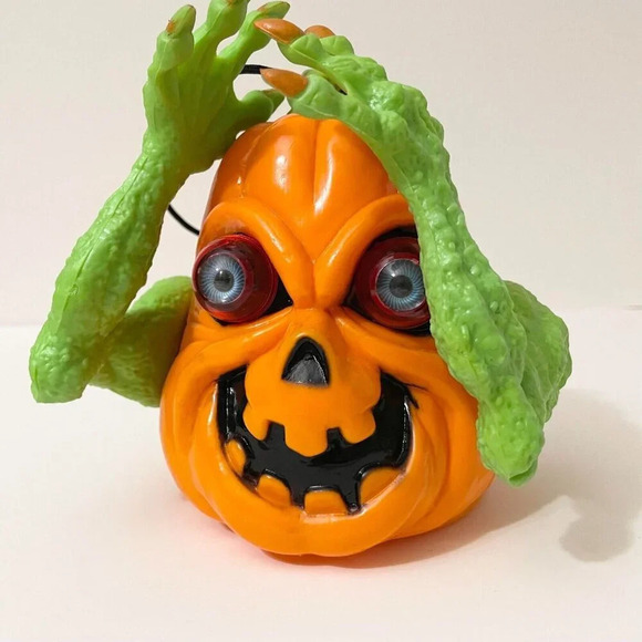Vtg 90s Animated Shakin Mutant Pumpkin Lights Up 6 Inch Tall Halloween Decor - Picture 3 of 16